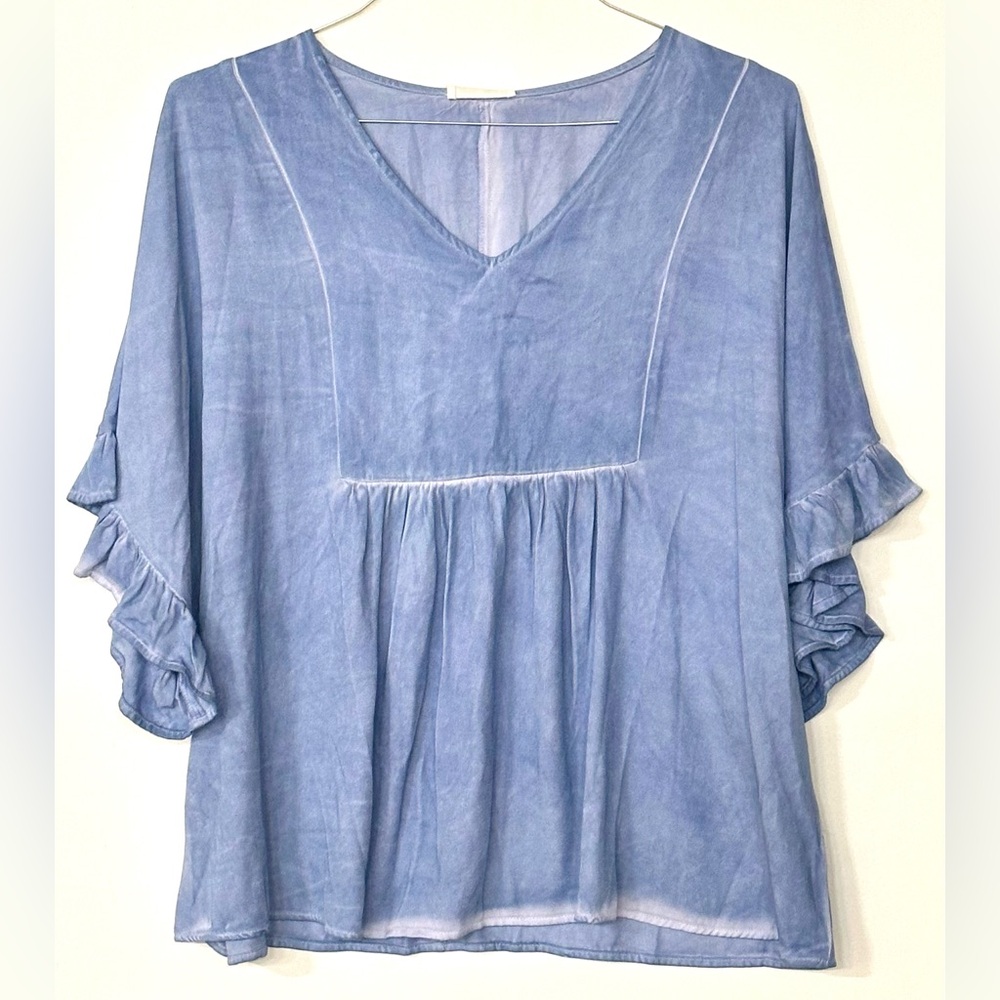 New Lightweight Chambray Blue Ruffle flutter Sleeve Women's‎ Top